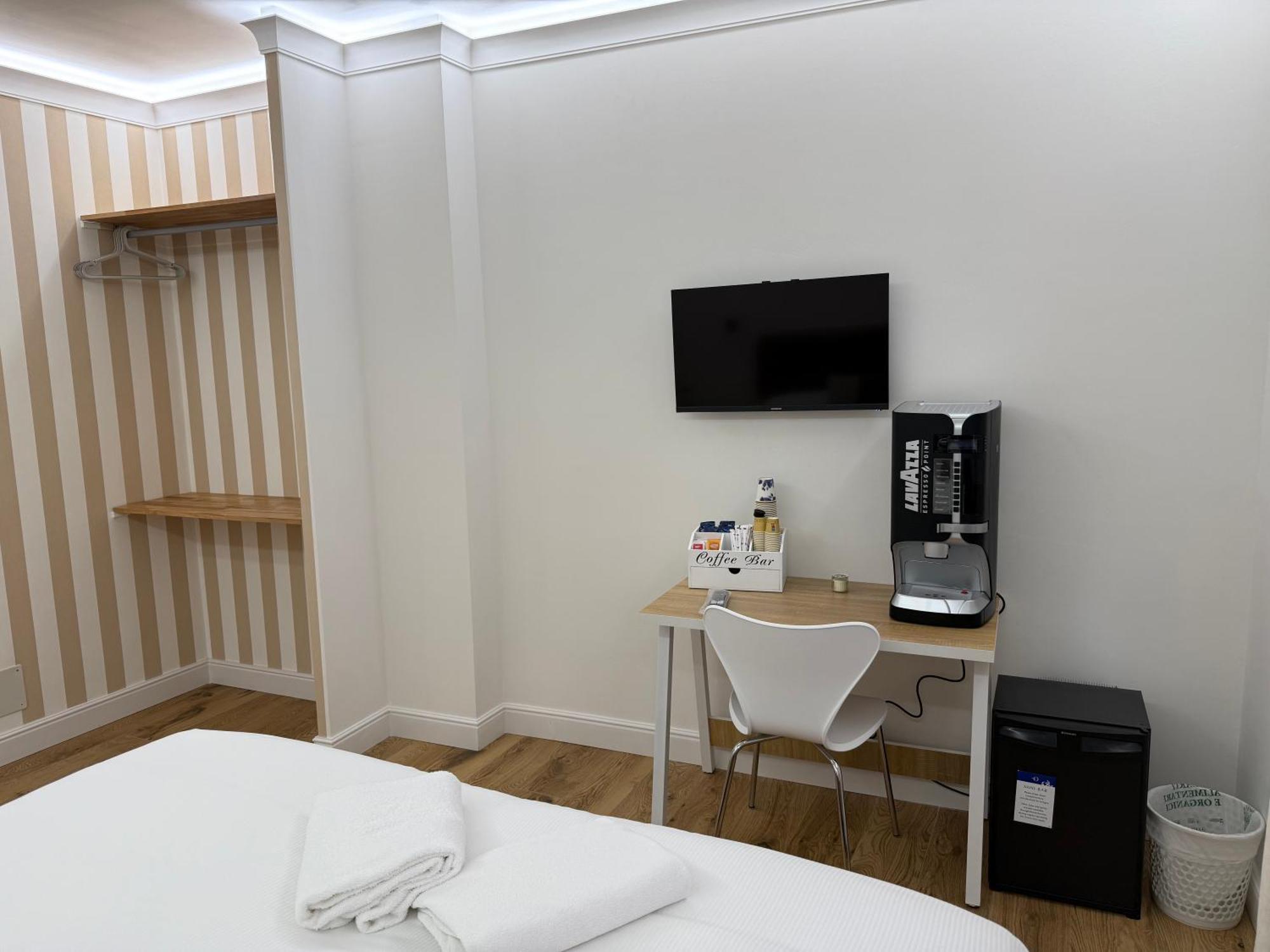 Emy Suites 치비타베키아 외부 사진