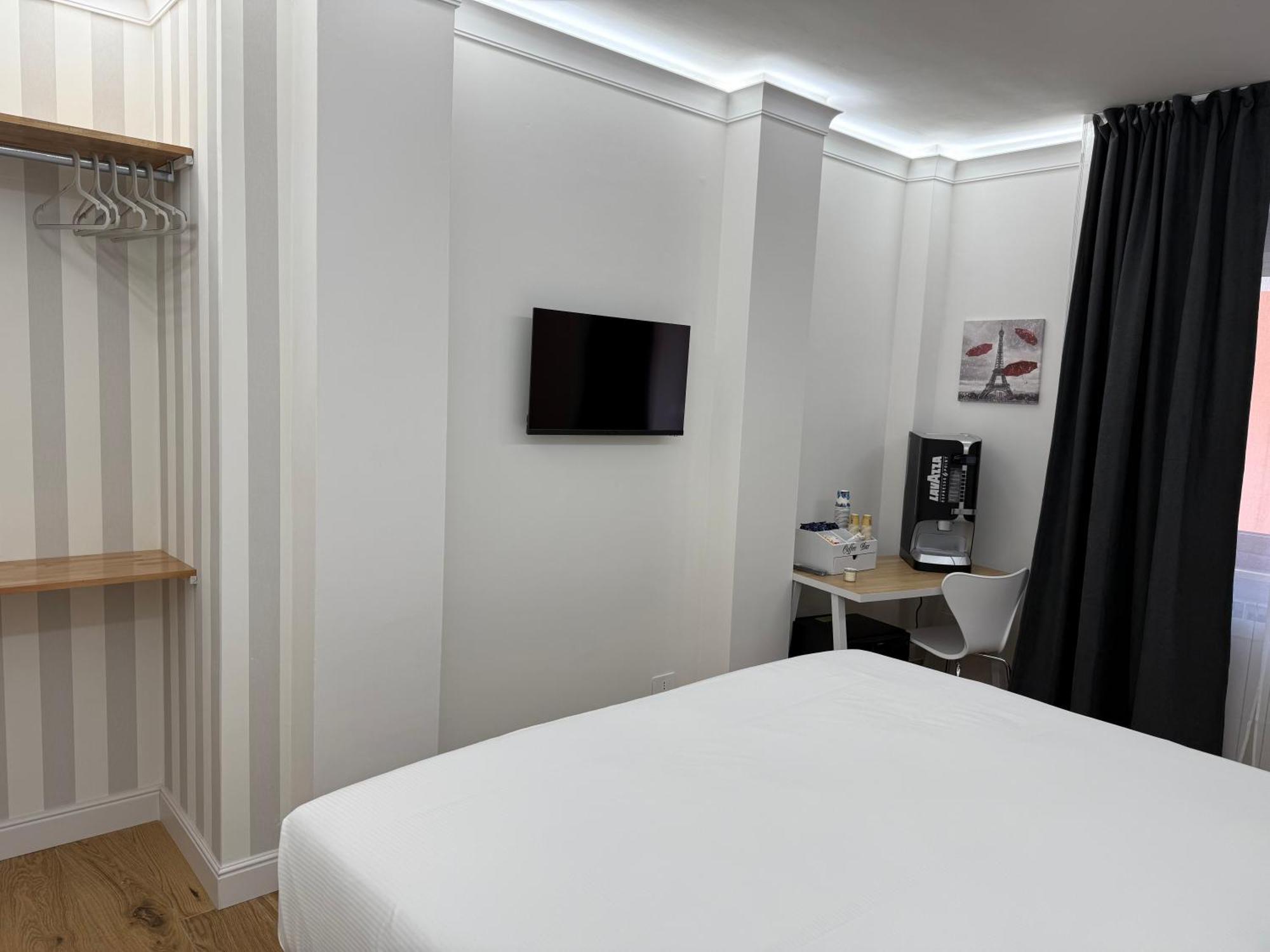 Emy Suites 치비타베키아 외부 사진